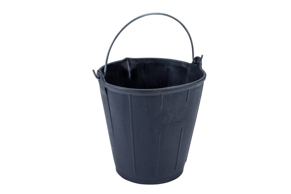 OX Pro Rubber Bucket with Pouring Lip – 15L